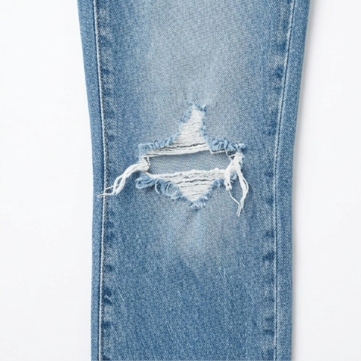 Wearbella™ – Frayed Hem 7/8 Jeans