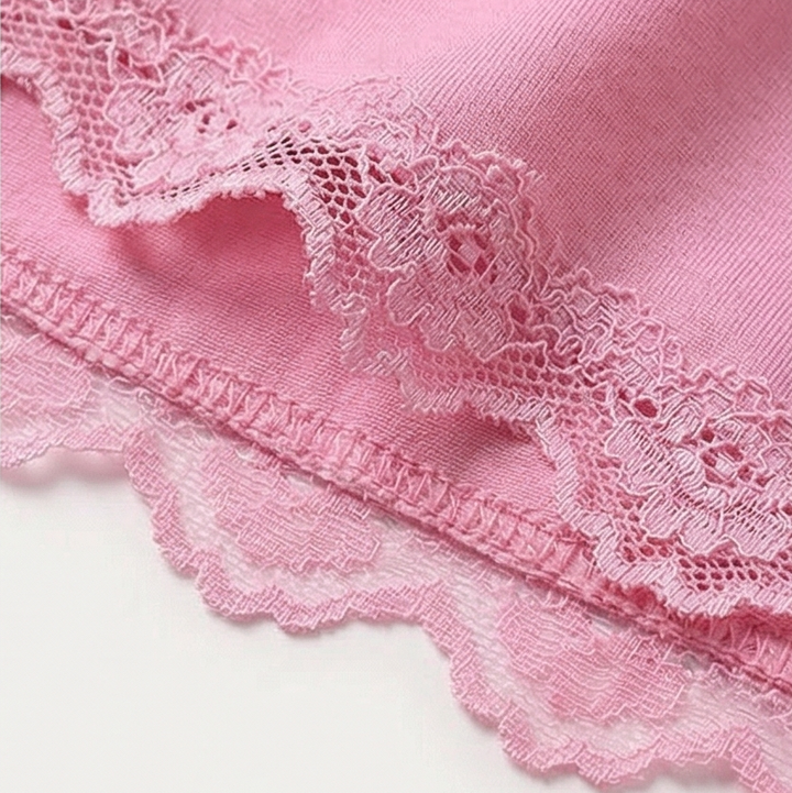 Lunella™ – Soft Floral Lace Pajama Set