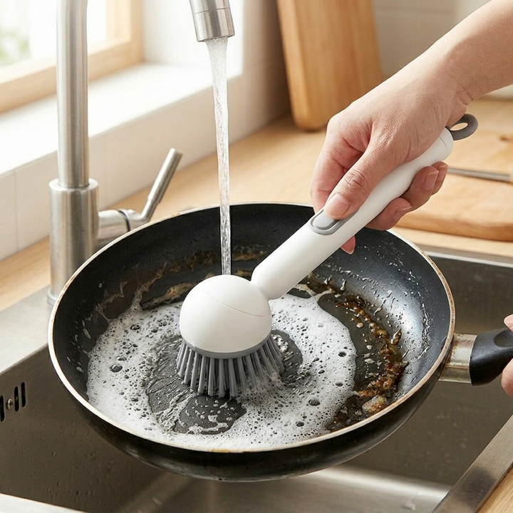 Sudspin™ – No Leak Dish Brush with Built In Soap Dispenser