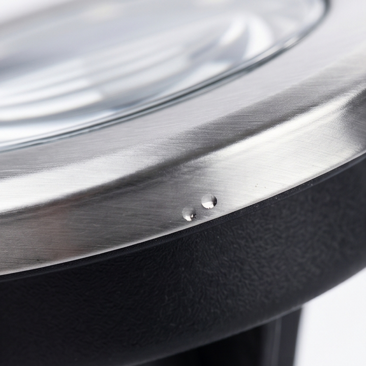 Lumeré™ – Warm-Glow Solar Path Lights