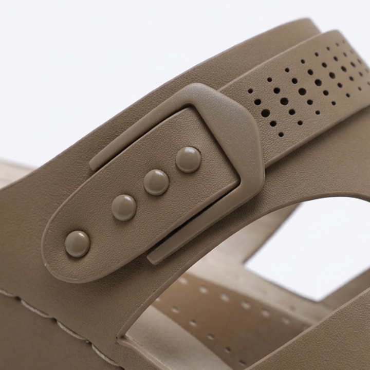 CloudLift™ – Orthopedic Wedge Sandals for All-Day Comfort