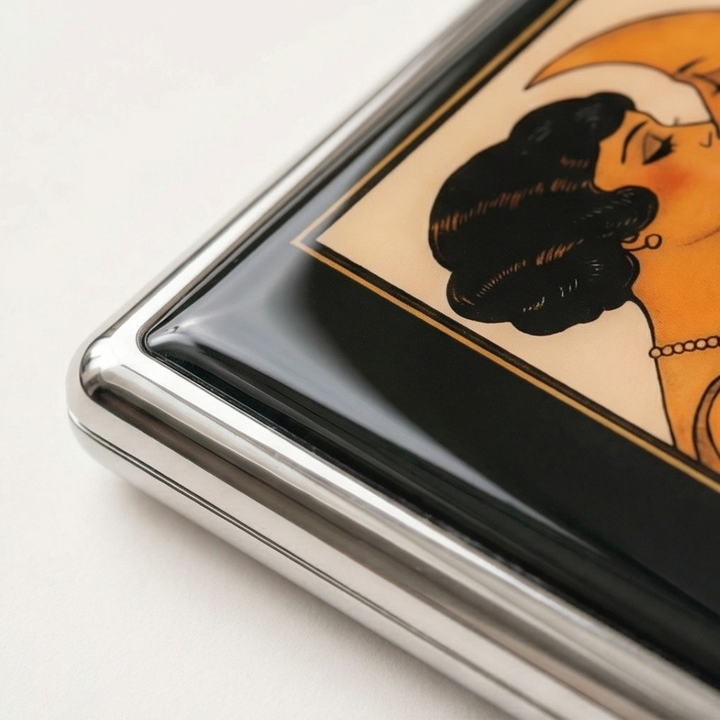 Artiva™ Vintage Art Card Case