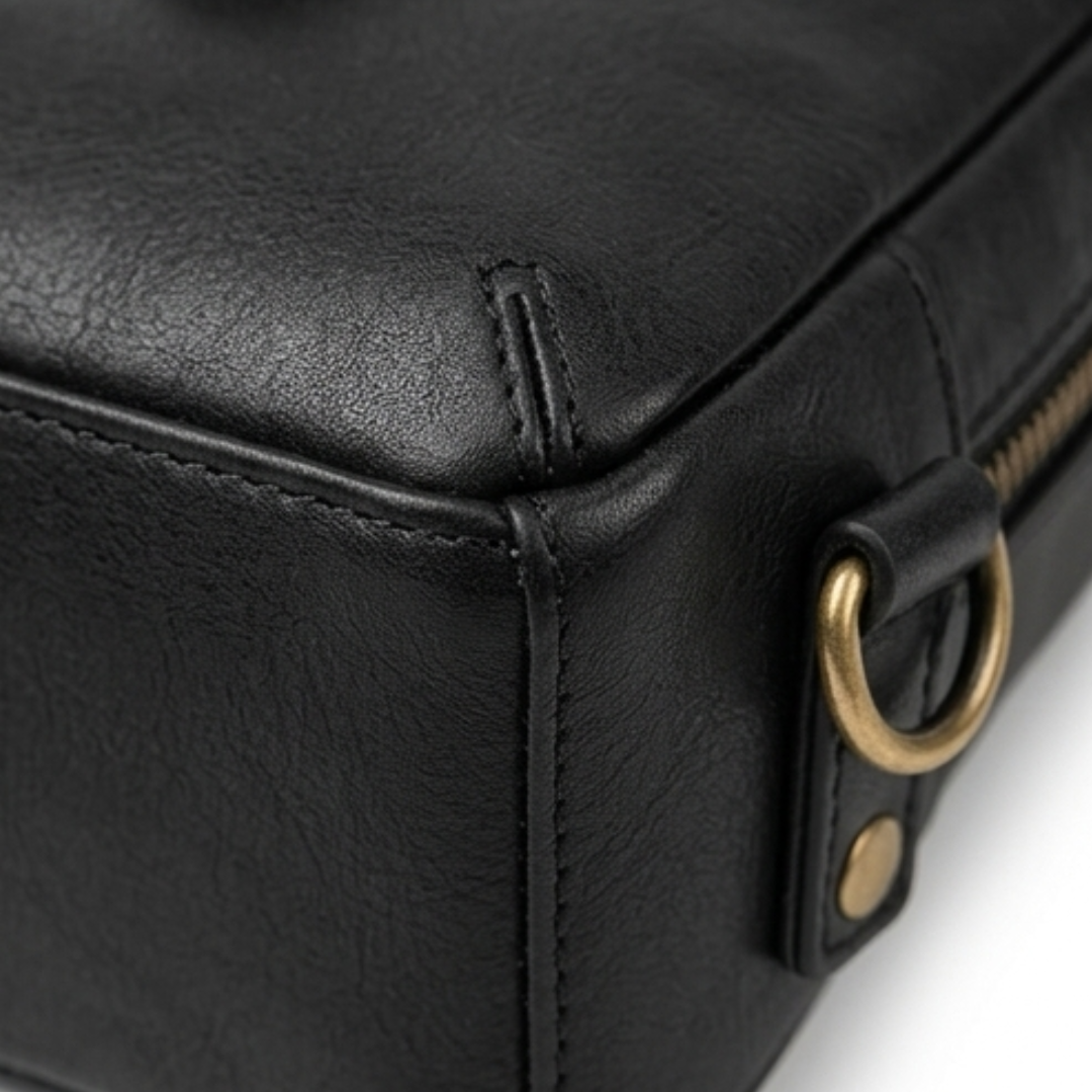 Carryn™ – Organized Crossbody Bag with Card Slots