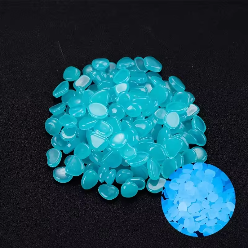 Lumara™ – Glow in the Dark Garden Stones
