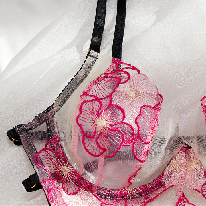 Florenza™ – Embroidered Floral Lingerie and Garter Set