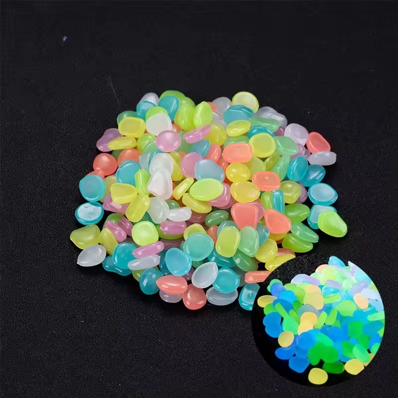 Lumara™ – Glow in the Dark Garden Stones