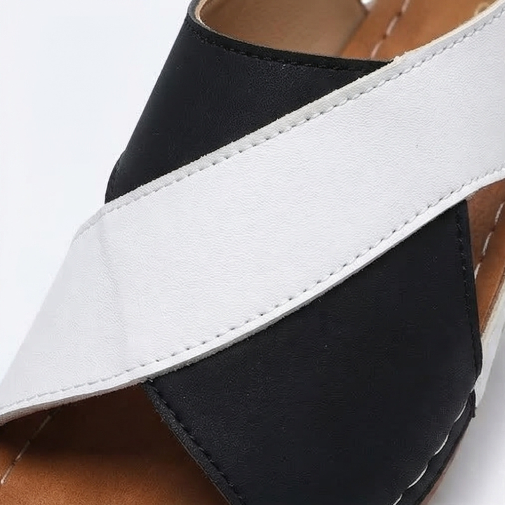 Solenna™ – Cushioned Orthopedic Sandals for All Day Comfort