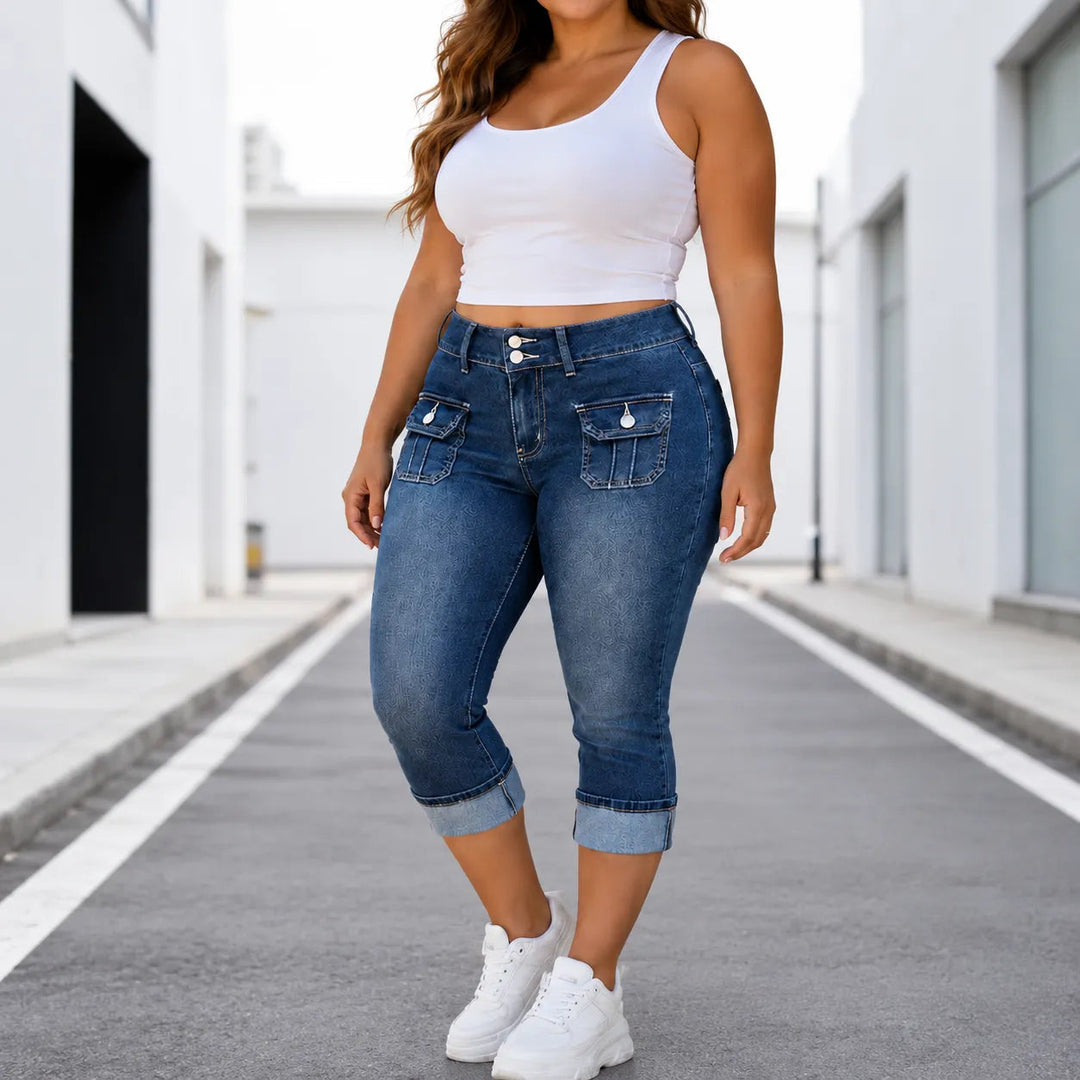 Curvella – Curvy Fit Stretch Denim Capri Jeans, Mid Rise Cuffed Hem