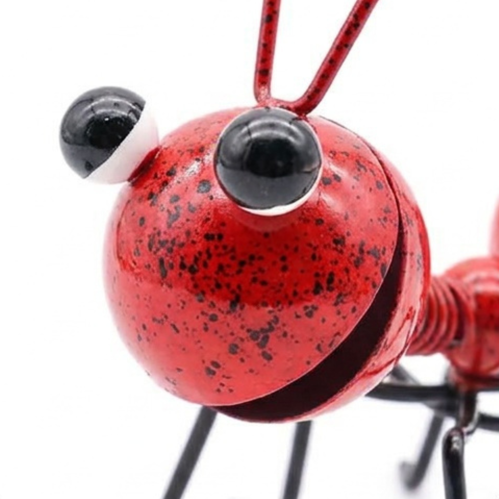 Antly™ – Colorful Metal Ants for Whimsical Gardens