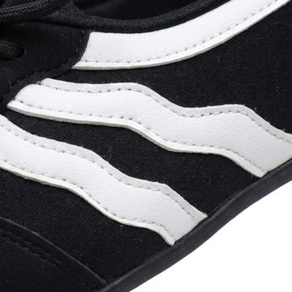 Lunelle™ - Retro Slip-On Sneakers for Effortless Daily Wear