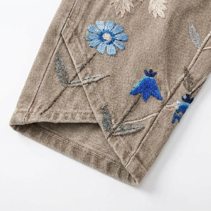 Bloomara™ – Embroidered Wide-Leg Jeans with Tulip Hem