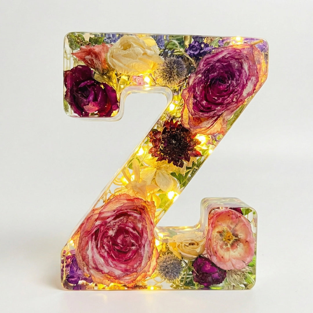 Florenza™ – Personalized Floral Resin Letter Light