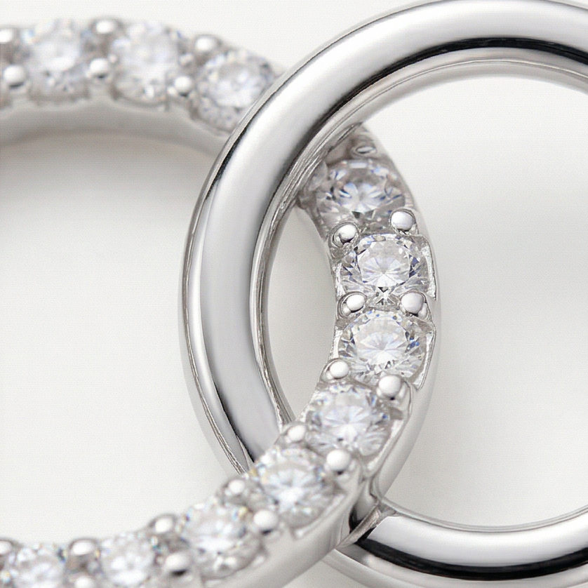 Everbond™ – Sentimental Gift Necklace for Daughter