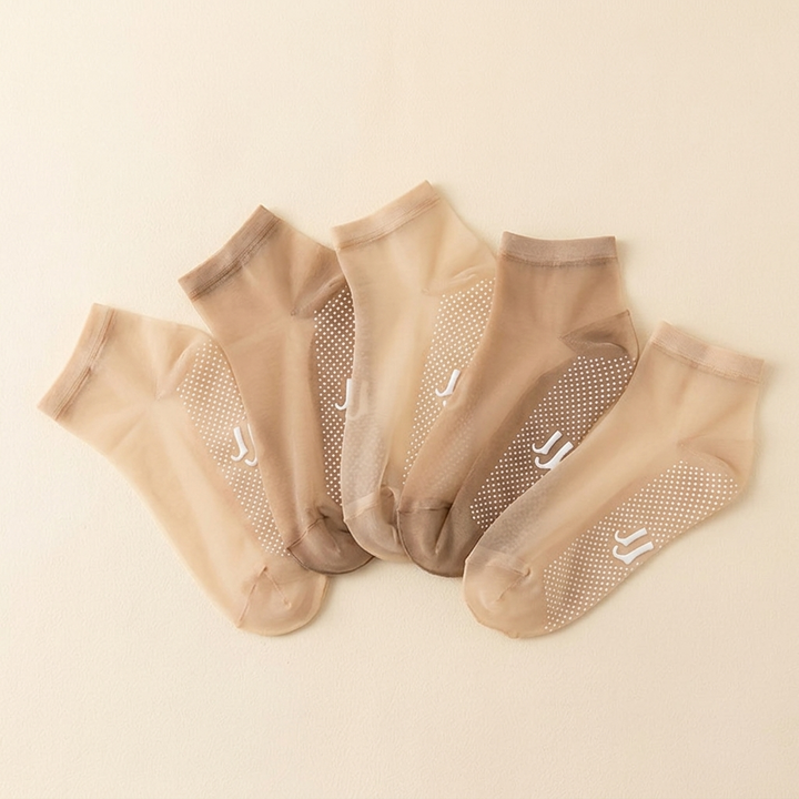 Silkara™ – Ultra Sheer Non Slip Invisible Socks