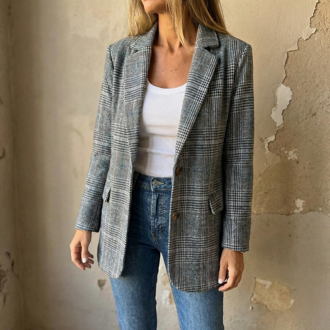 Ellara™ – Relaxed Plaid Lapel Blazer