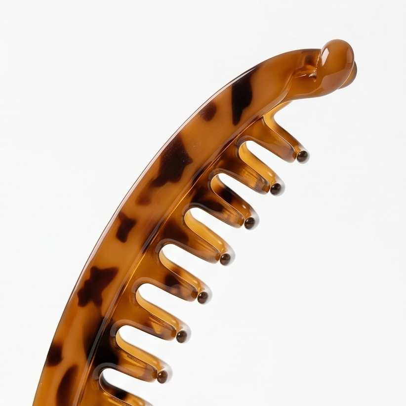 Lunelle™ – Oversized Claw Clip for Thick Hair