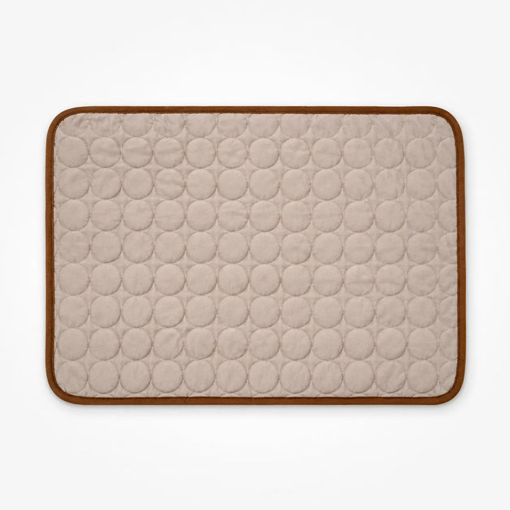 Coolo – Self-Cooling Pet Mat, Ice Silk-like Dog Cooling Pad, No-Freezer Cooling Mat for Dogs