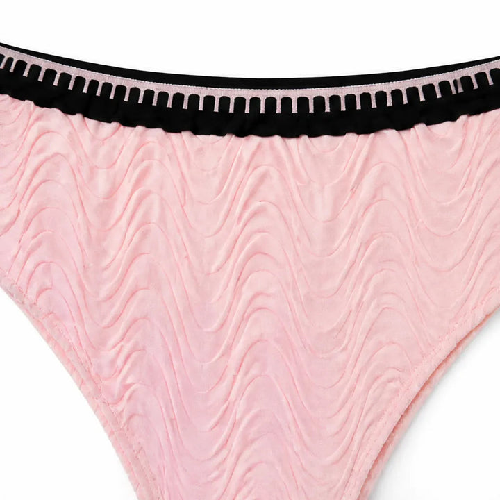 Solara – Wave-Textured High-Waisted Bikini Set with Contrast Trim
