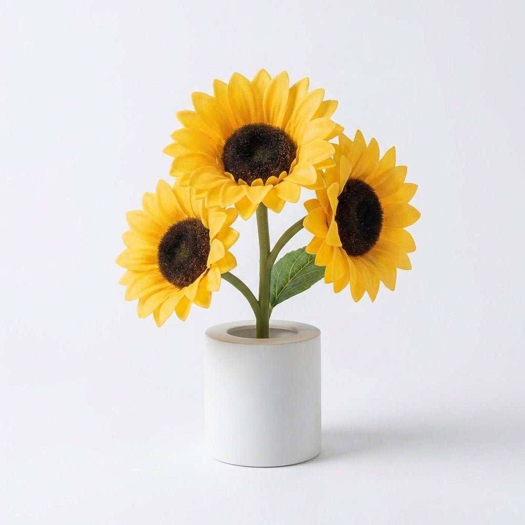 Solara™ Rechargeable Sunflower Table Lamp