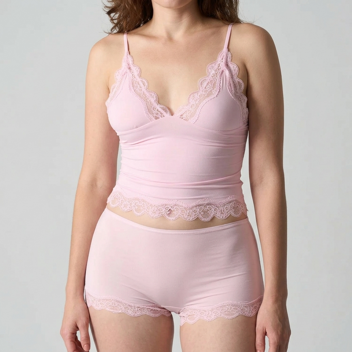 Lunaire™ – Seamless Lace Camisole and Boxer Brief Set