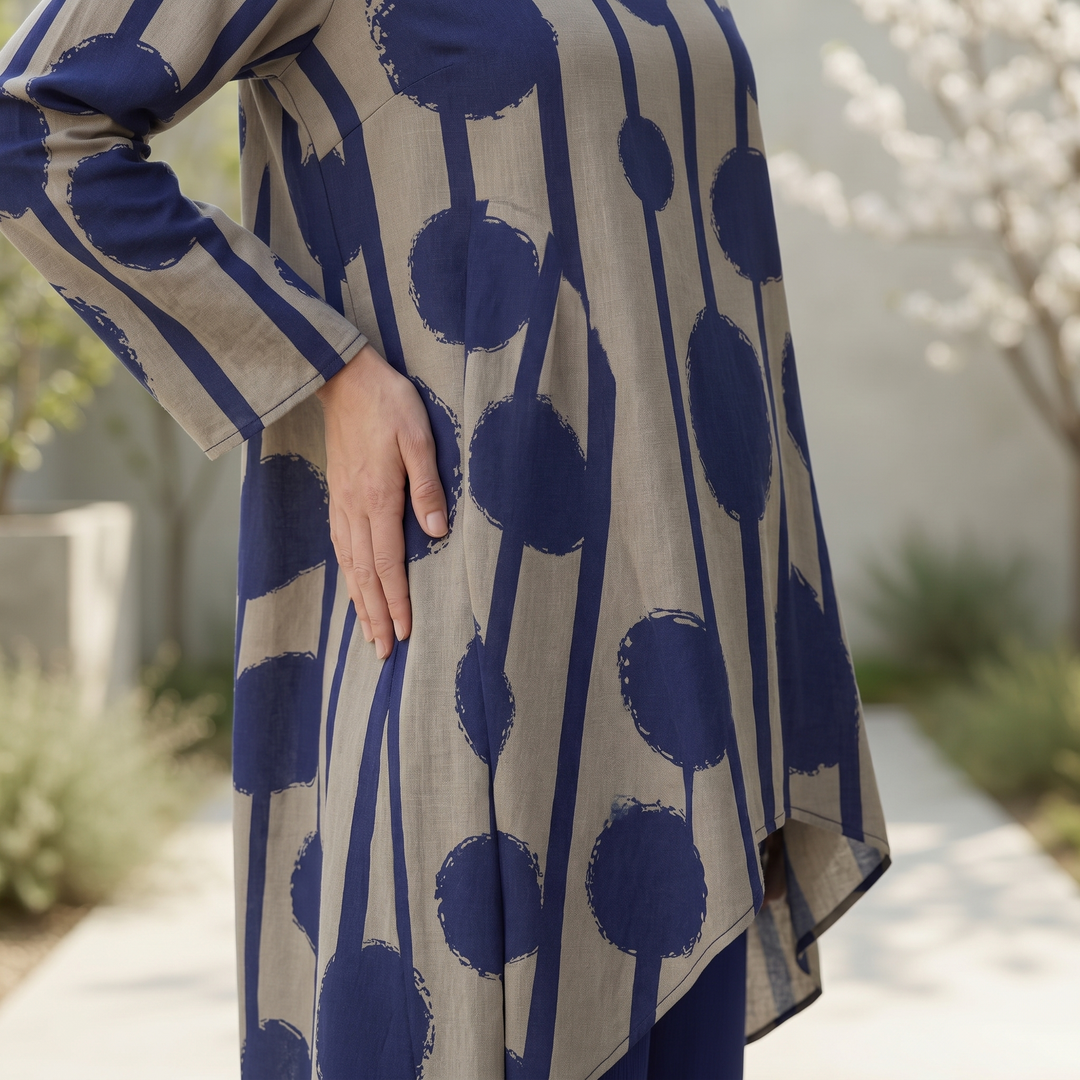 Vivelyn™ – Bold Print High-Low Tunic & Wide-Leg Pants Set